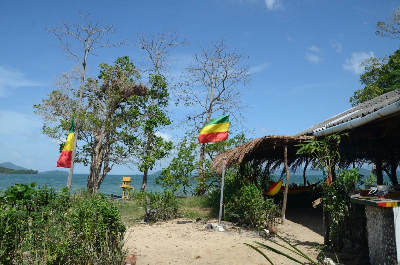 Reggae Island Private Island Koh Phayam Bagian luar foto