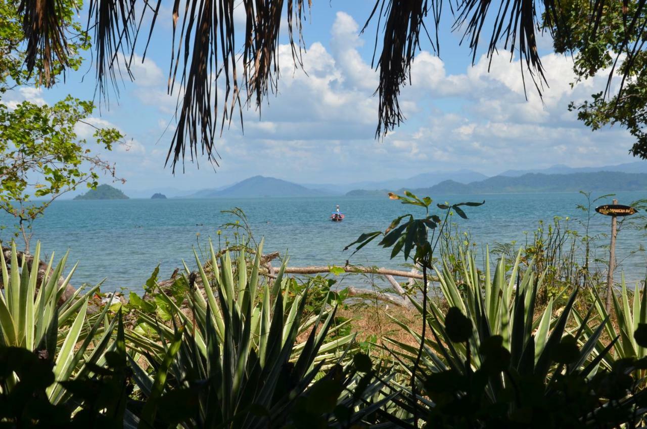 Reggae Island Private Island Koh Phayam Bagian luar foto