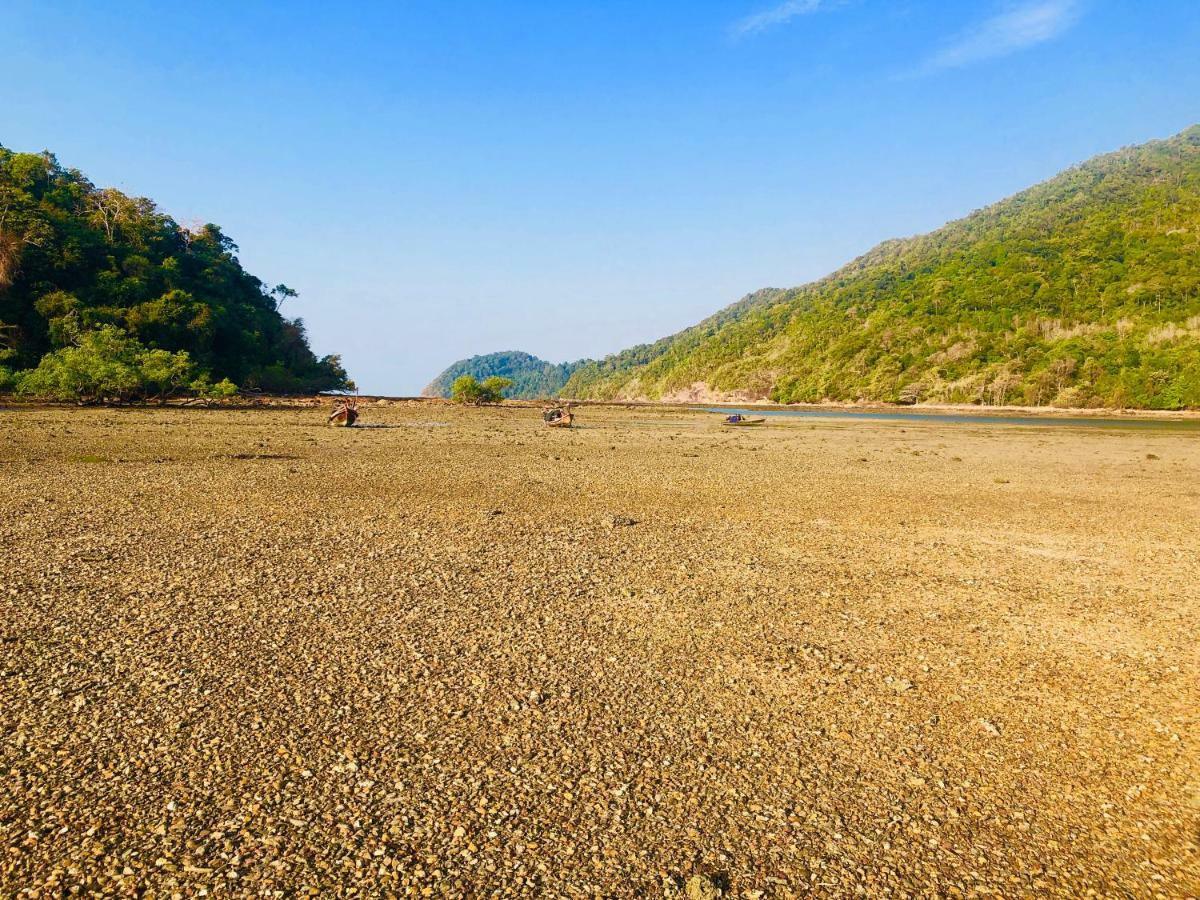 Reggae Island Private Island Koh Phayam Bagian luar foto