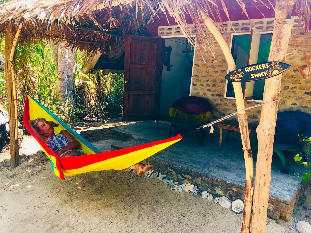 Reggae Island Private Island Koh Phayam Bagian luar foto