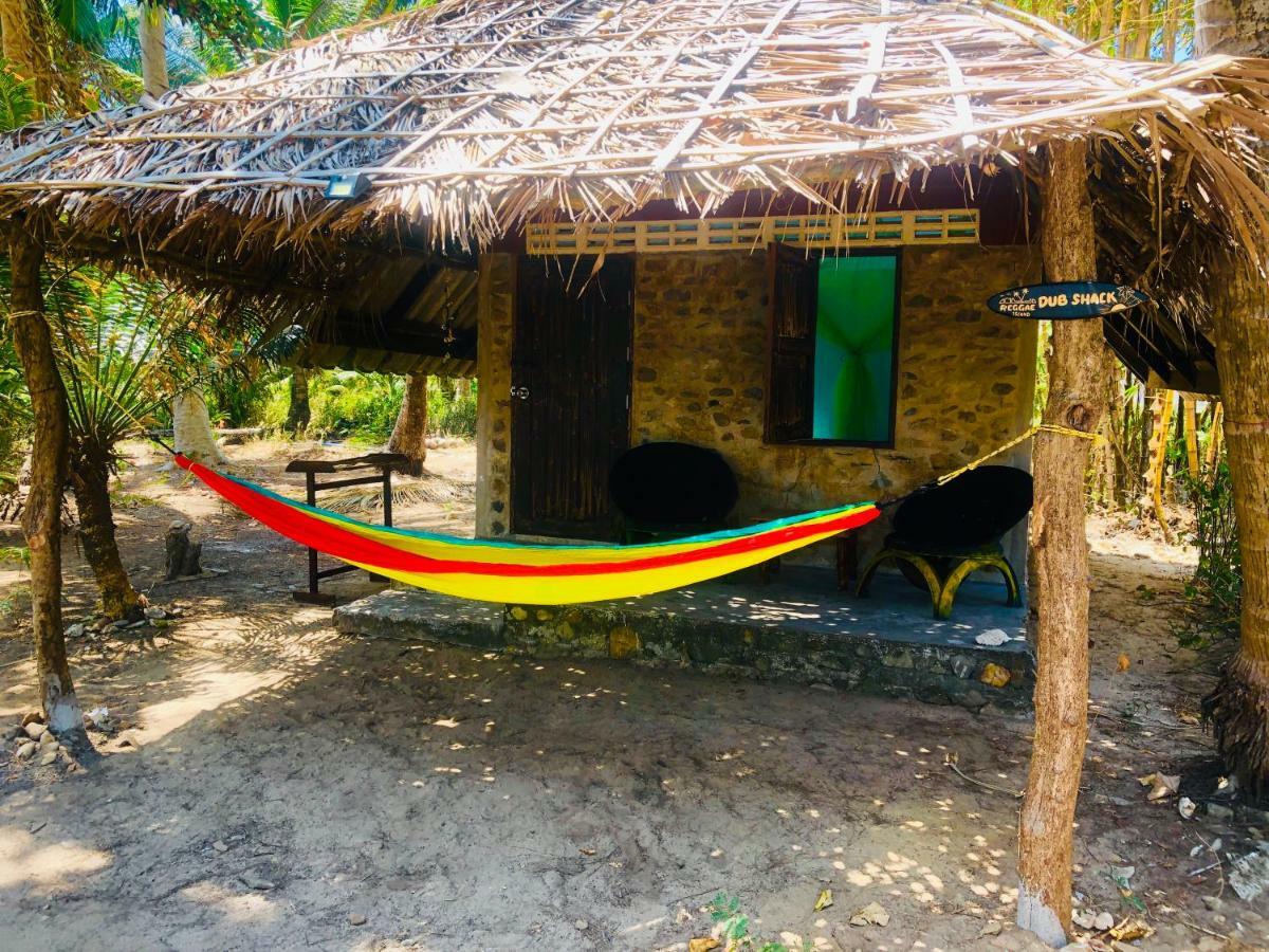 Reggae Island Private Island Koh Phayam Bagian luar foto