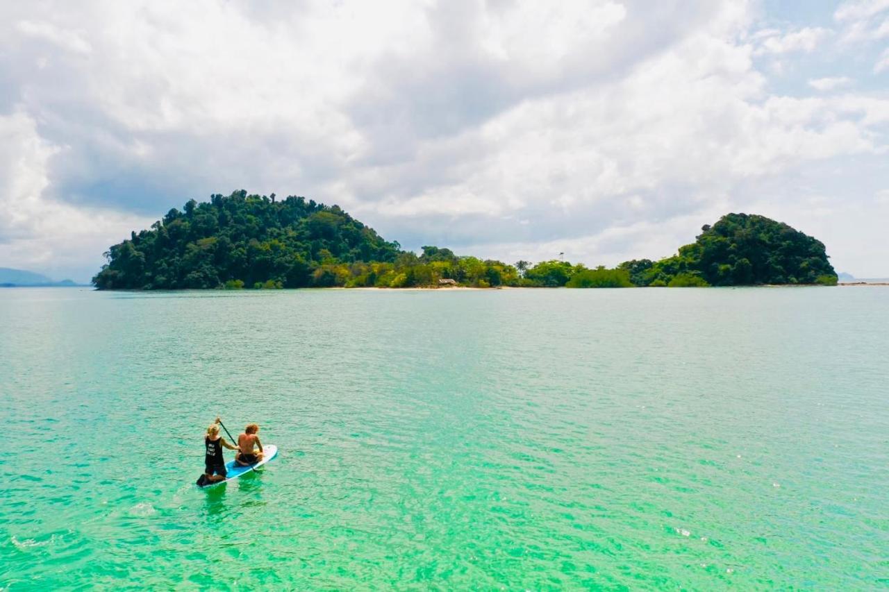 Reggae Island Private Island Koh Phayam Bagian luar foto